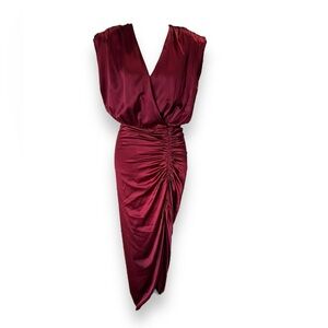 Verónica Beard Silk Padded Shoulder Red Dress